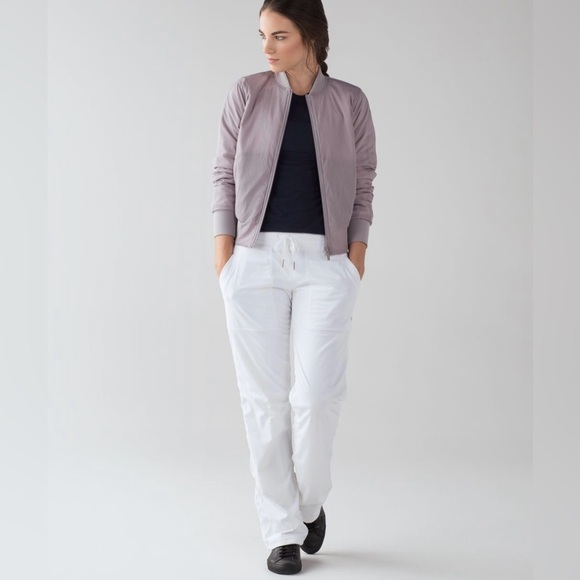 lululemon athletica Pants - Lululemon • White Dance Studio III Pant Sz 4T Lightweight Stretch Sweat Wicking
